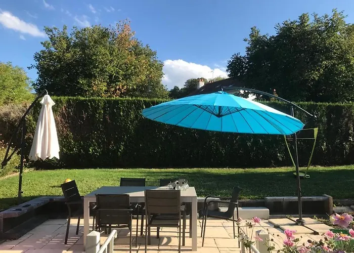 Charmante Maison Bourguignonne Avec Grand Jardin Et Parking